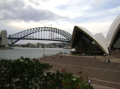 Bennelong Lawn