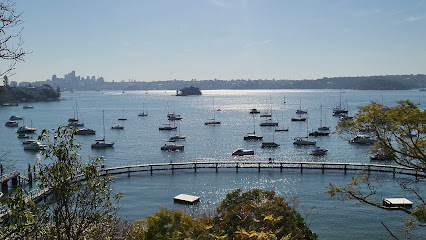 Seven Shillings Beach, Sydney