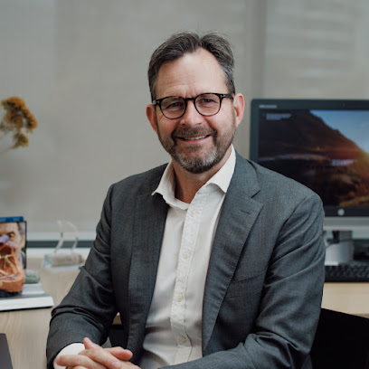 Professor Michael Vallely, Sydney