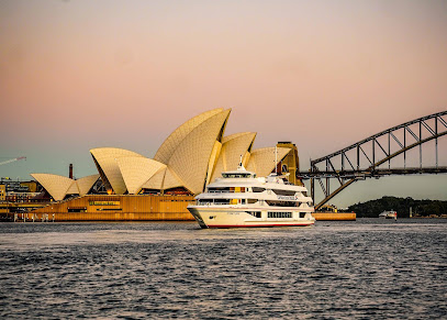 Captain Cook Cruises - Circular Quay, Sydney