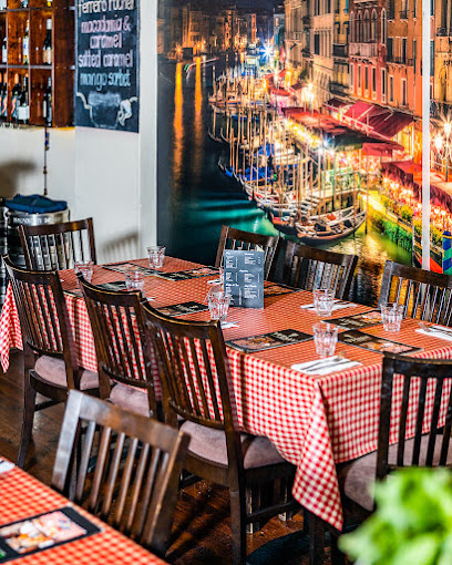 Vitaly Italian & Woodfire Pizza Restaurant, Sydney