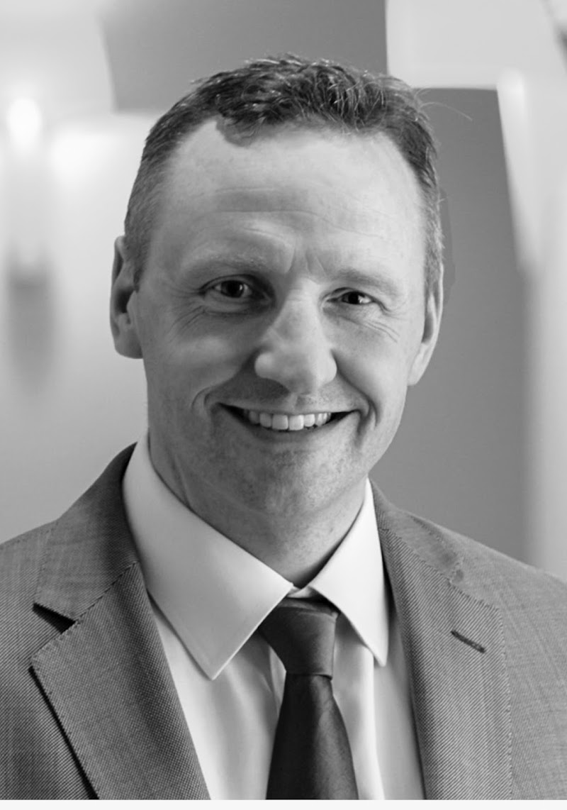 Dr Michael Kernohan, Sydney