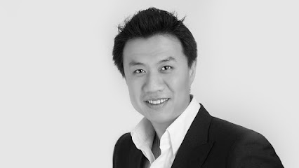 Sydney Plastic Surgeon - Dr Ellis Choy