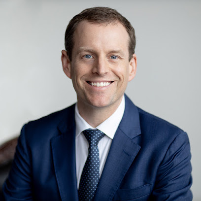 Dr Michael Symes | Orthopaedic Surgeon